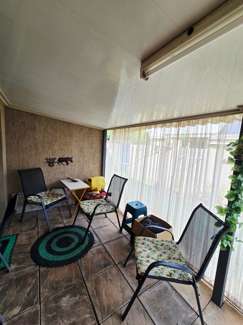 2 Bedroom Property for Sale in Wilkoppies North West